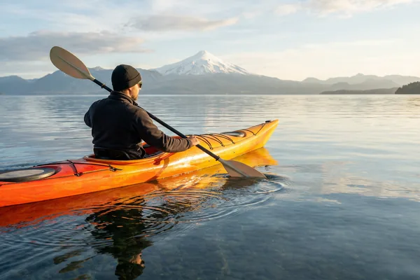 Kayak en el Lago Villarrica