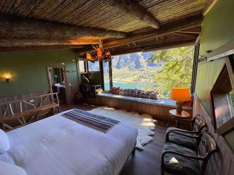 Apex Patagonia Lodge Las Gualas suite